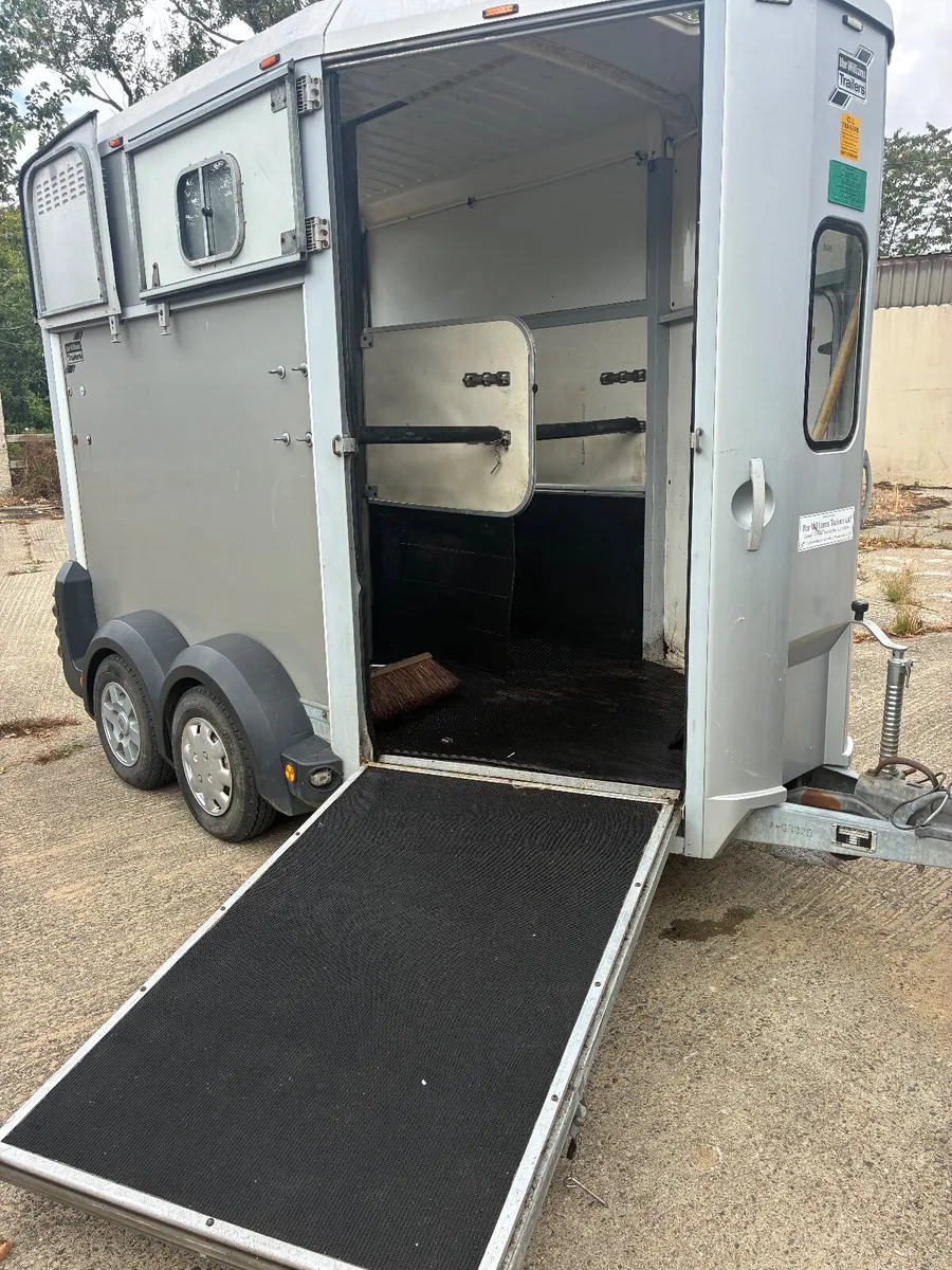 Ifor Williams 506 horse box - Image 3