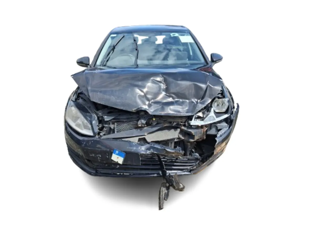 2013 VOLKSWAGEN GOLF For Breaking/Dismantling - Image 2
