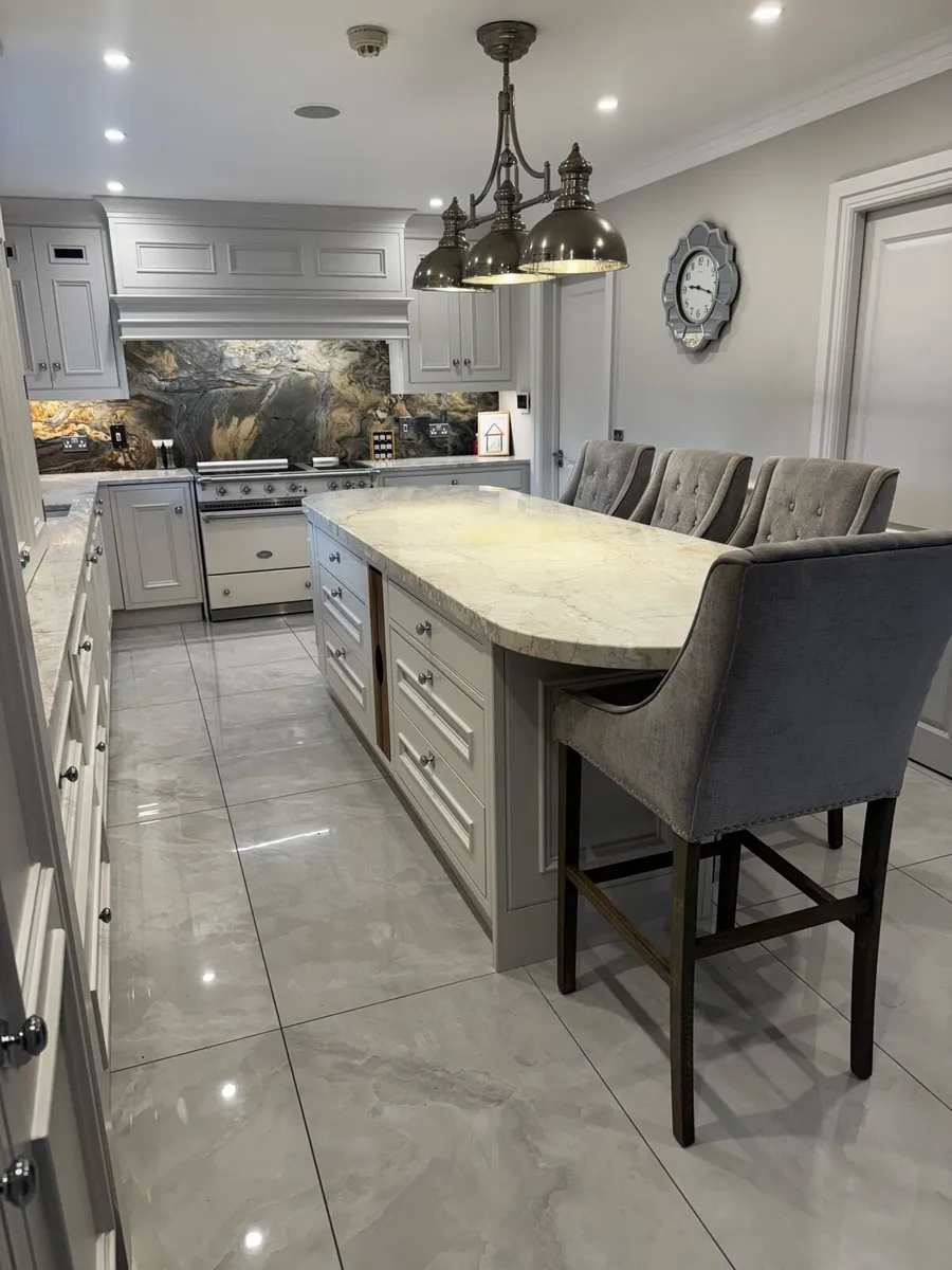 Jonathan Williams Bespoke Luxury Kitchen - Image 2