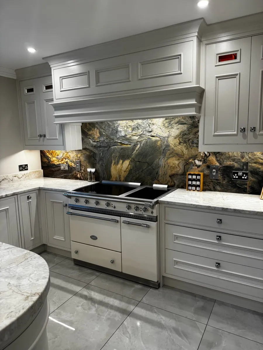 Jonathan Williams Bespoke Luxury Kitchen - Image 4