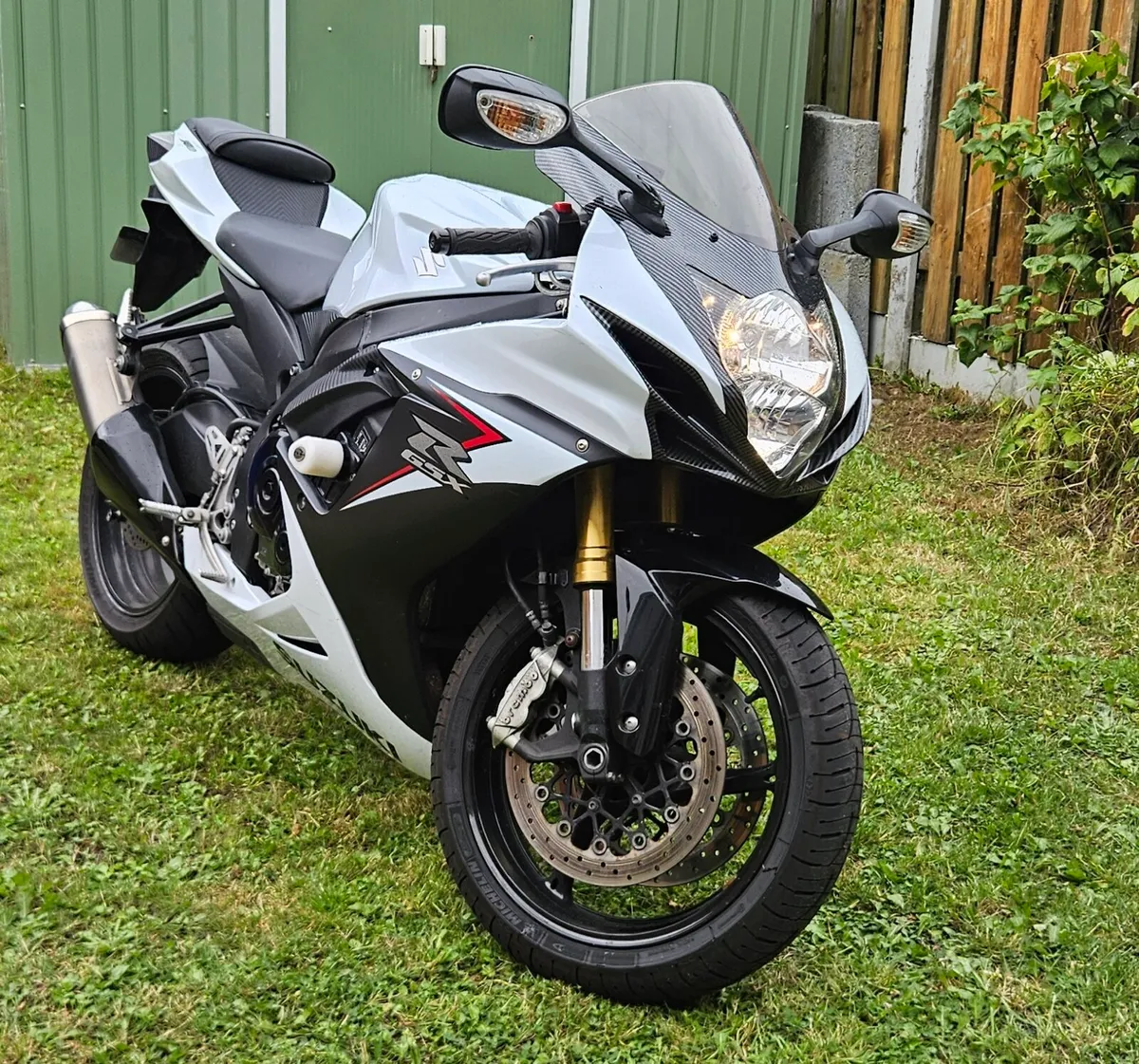 Stunning Suzuki GSX-R750 2014 - Image 2