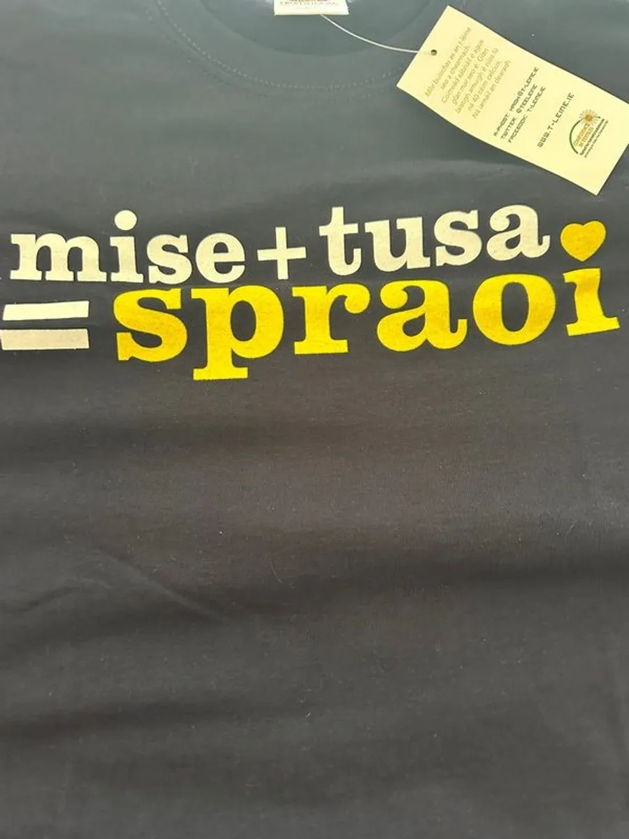 T-shirts men women - Image 1