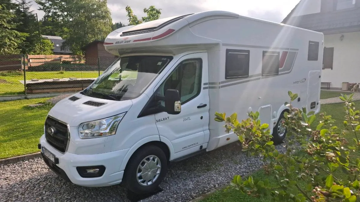Motor home - Image 3