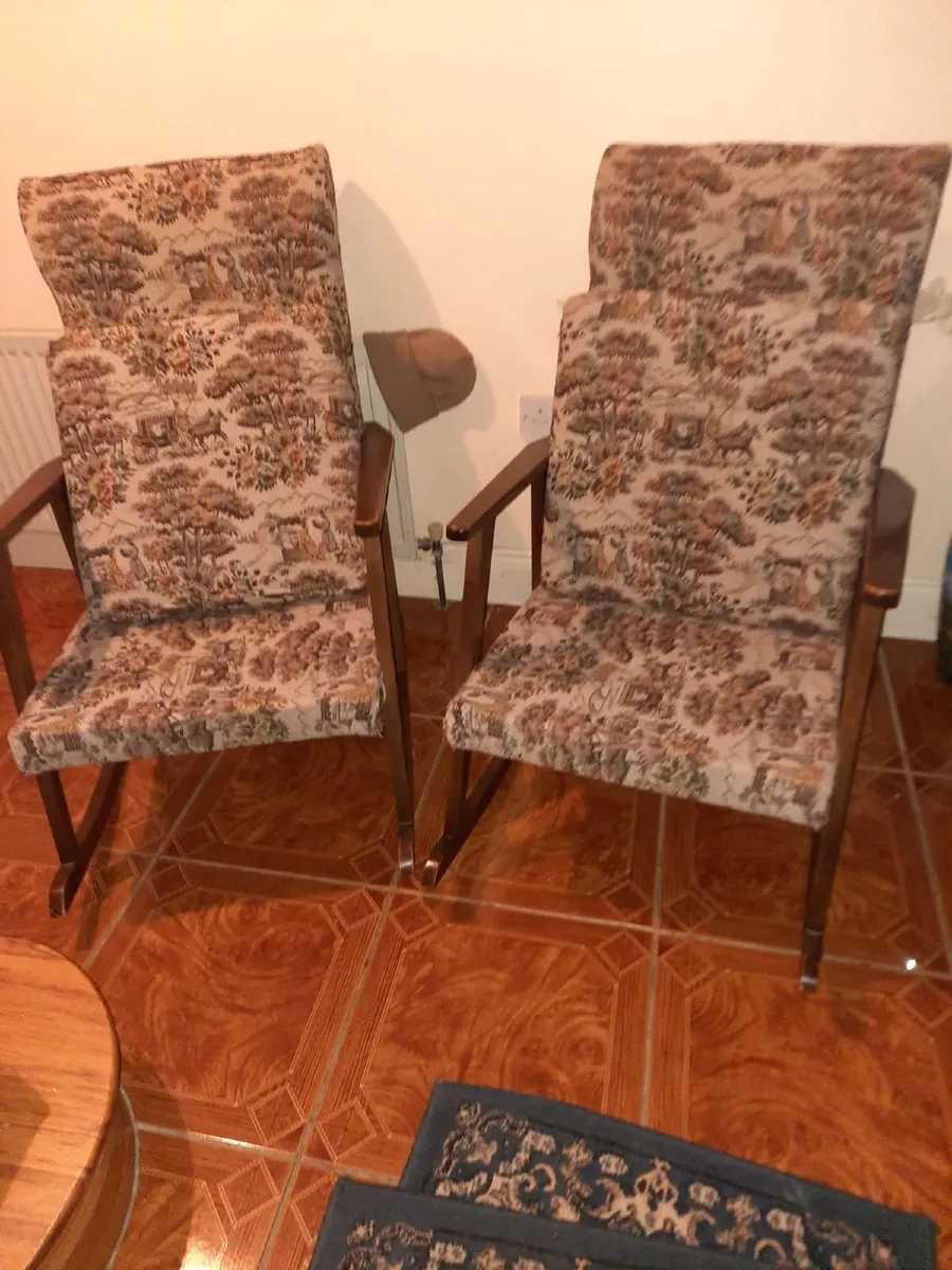 Pair of vintage rocking armchairs - Image 2