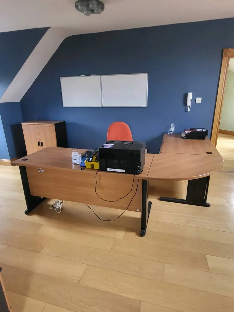 Office furniture - Image 2