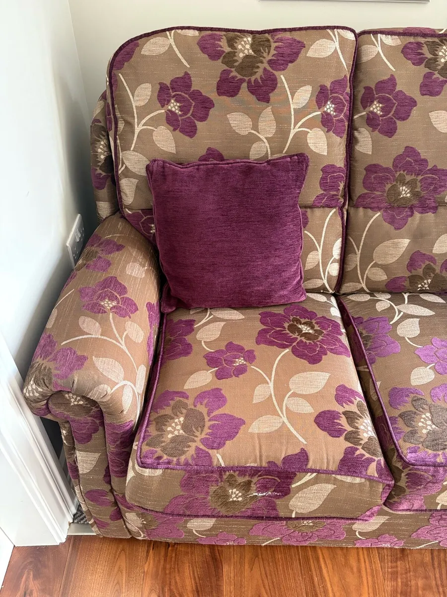 3-Piece Suite - Image 2