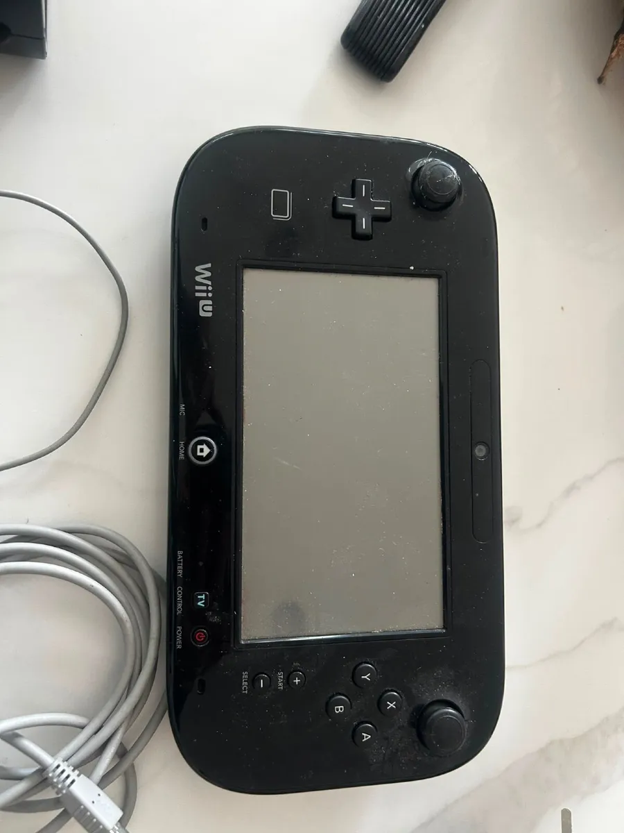 Wii U perfect condition *No Games* - Image 3