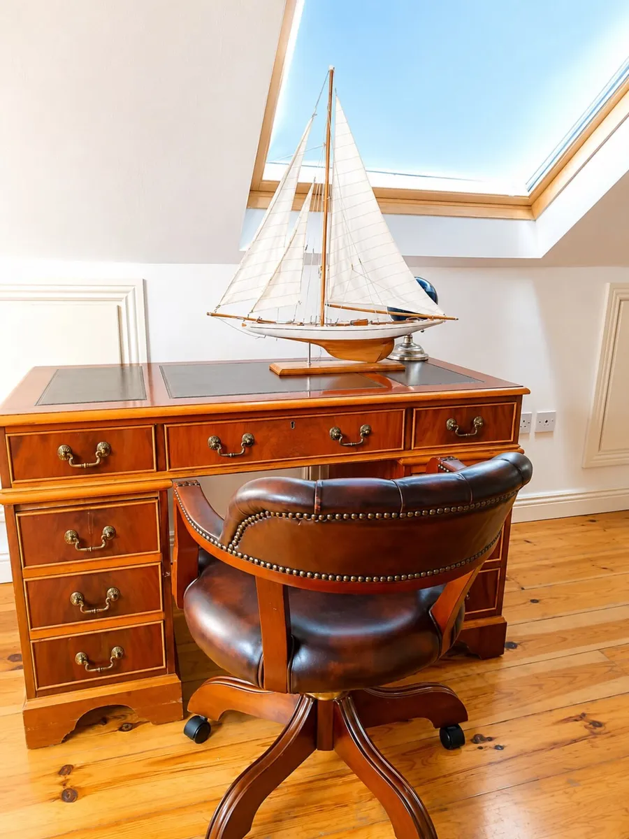Mahogany Pedestal desk and Chesterfield Captain - Image 1