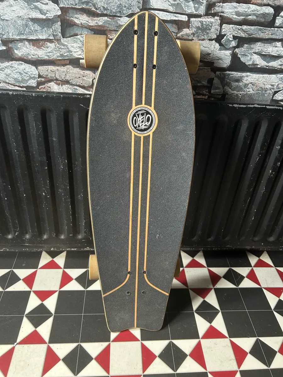 Skateboard - Image 1