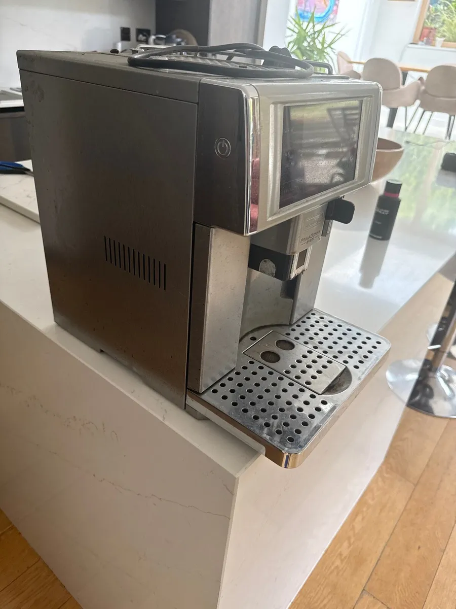 Coffee machine - Image 2
