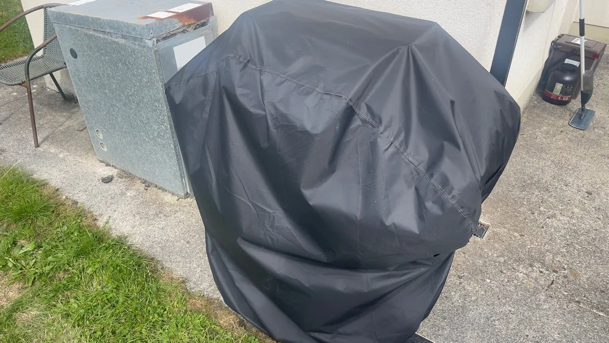 Heavy-Duty Bighorn BBQ Charcoal Grill 🍗 - Image 2