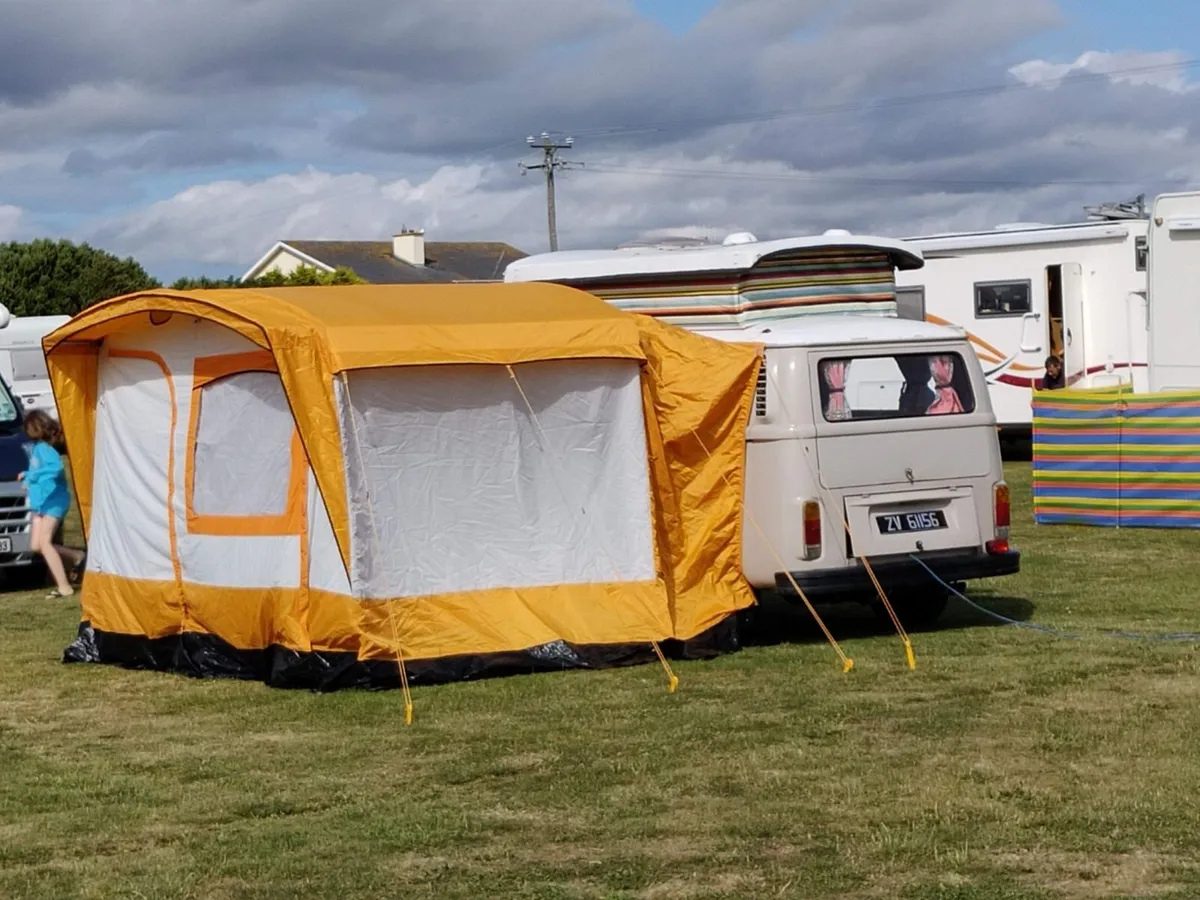 1973 VW T2 Camper Van - Image 4