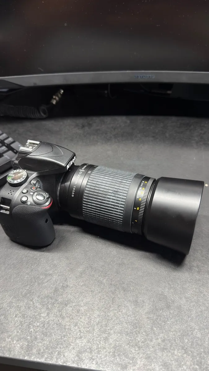 nikon d3300 + carry bag + 70-300 zoom lens - Image 3