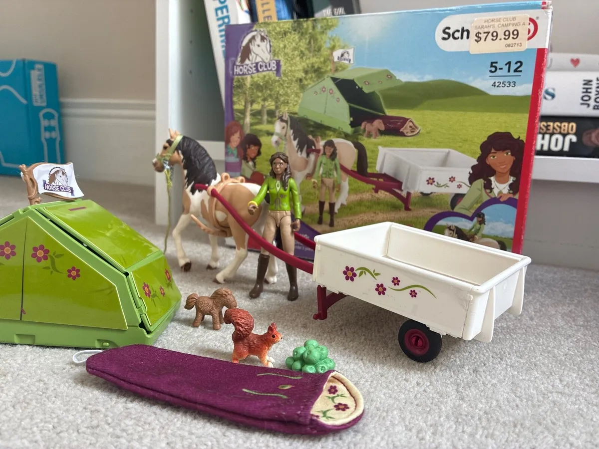 Schleich Horse Club Sarah’s Camping 42533 - Image 2
