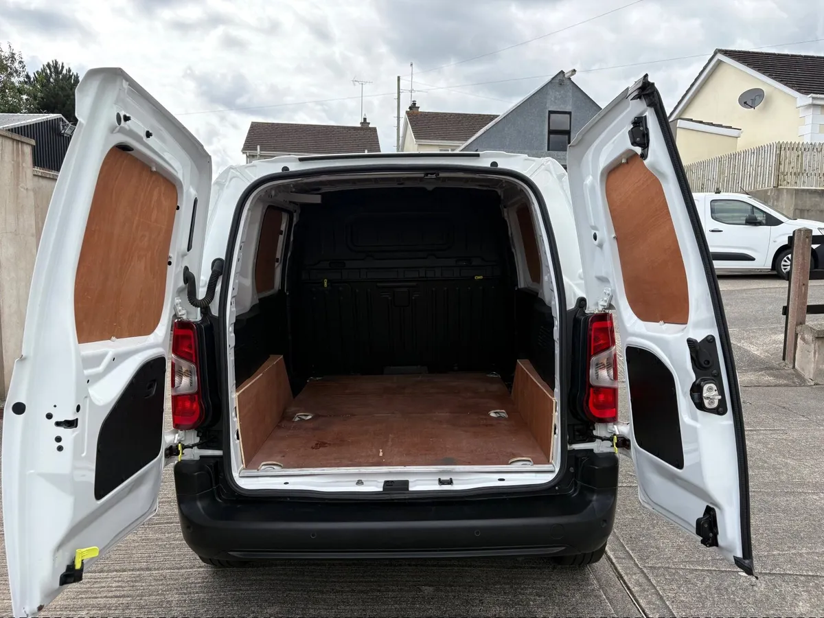 Citroen Berlingo 2021 - Image 4