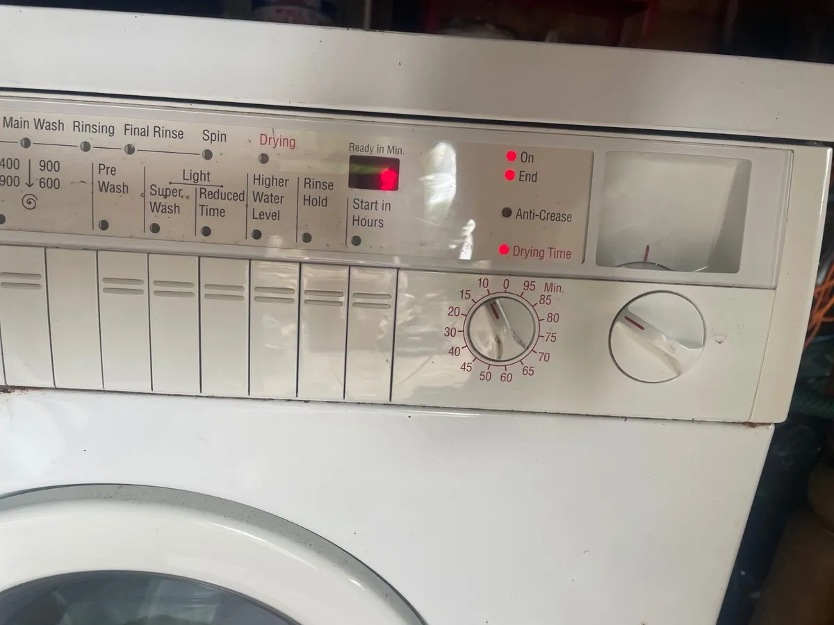 Bosch logixx wash and dry machine - Image 1