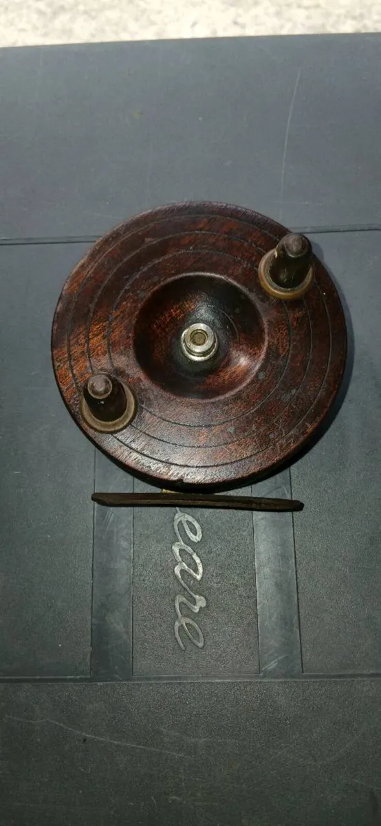 Vintage wooden fly reel - Image 2