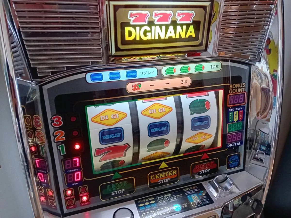 Slot Machine - Image 2