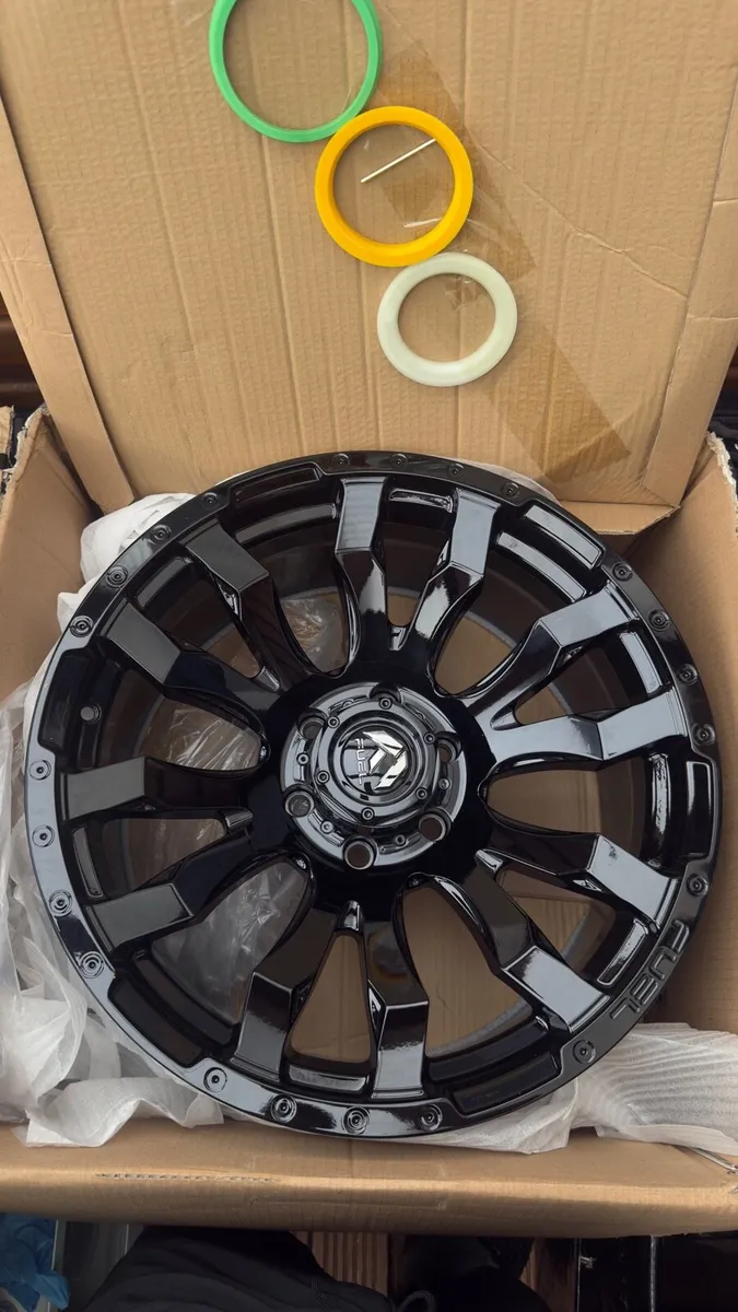 Fuel Off-Road Blitz D675 20’ Alloys - 6x139.7 - Image 1