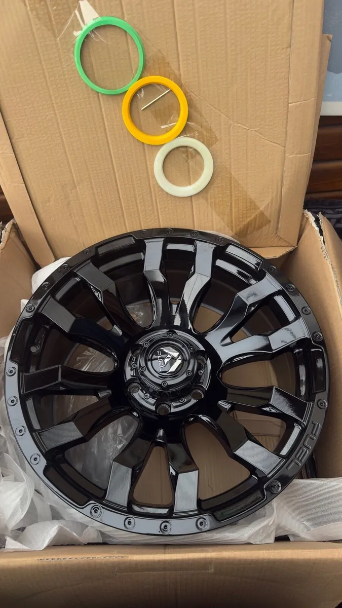 Fuel Off-Road Blitz D675 20’ Alloys - 6x139.7 - Image 2
