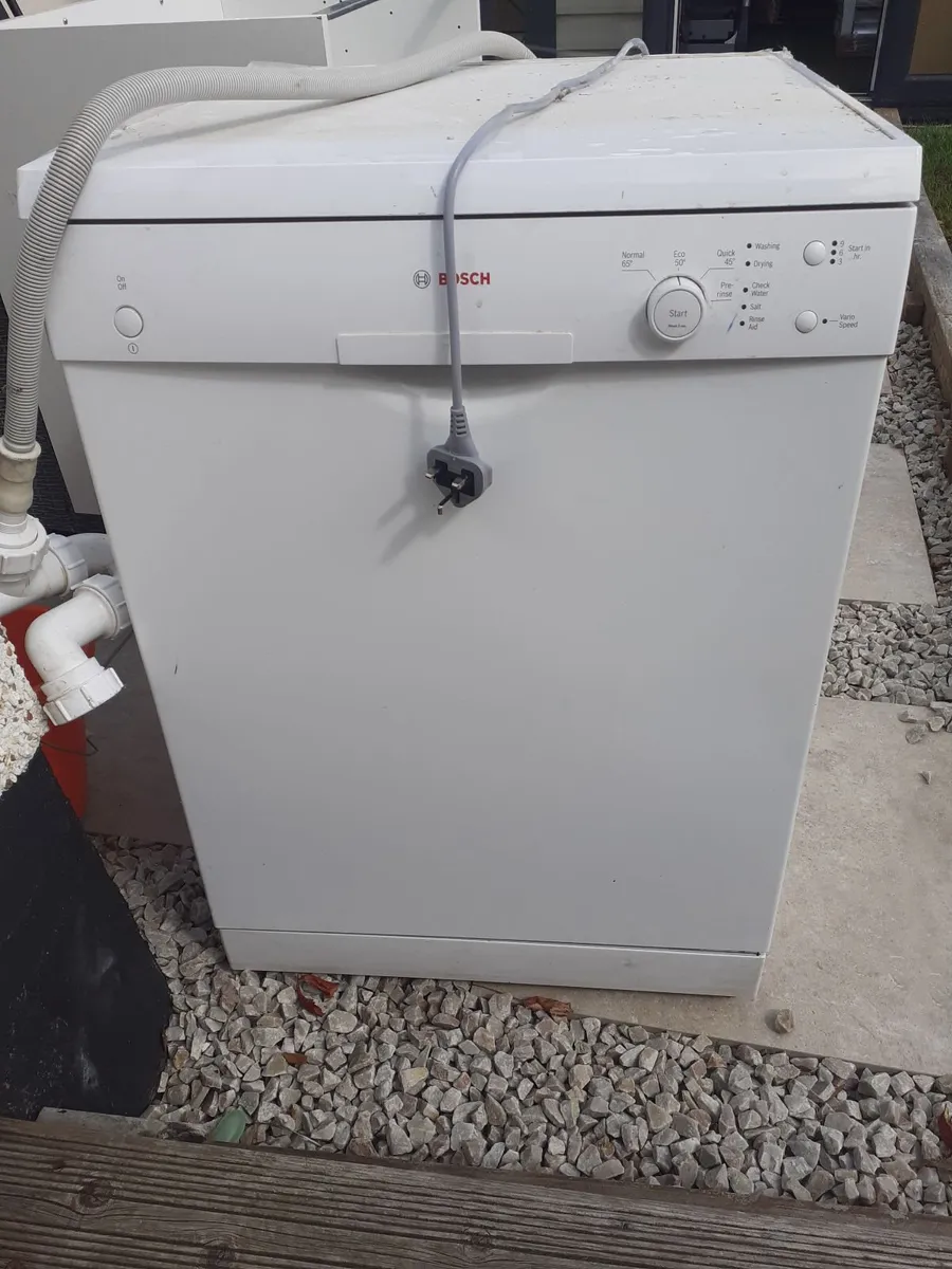 Dishwasher - Image 1