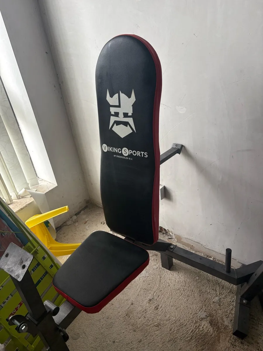 200kg Olympic bumper set + bar + bench” - Image 2
