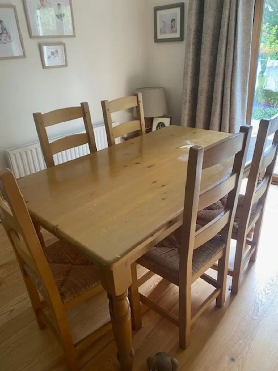 Solid Pine Dining Table & 5 Chairs - Image 1