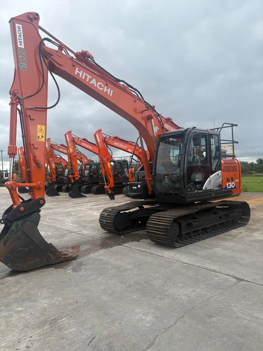 HITACHI ZX130-6 - Image 1