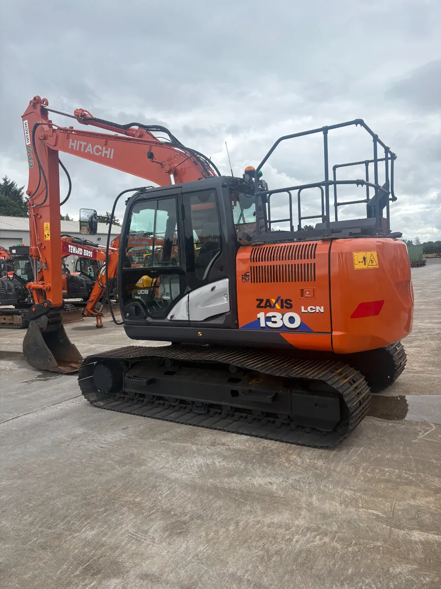 HITACHI ZX130-6 - Image 4