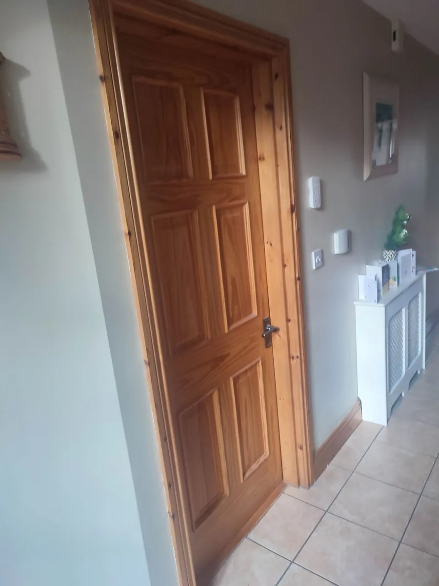 Interior door - Image 2
