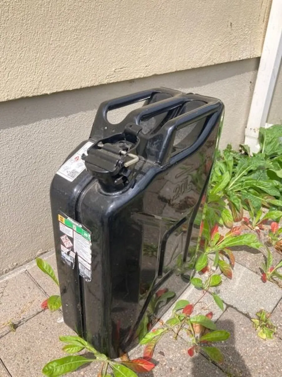 Arnold 20-litre steel fuel canister. - Image 2