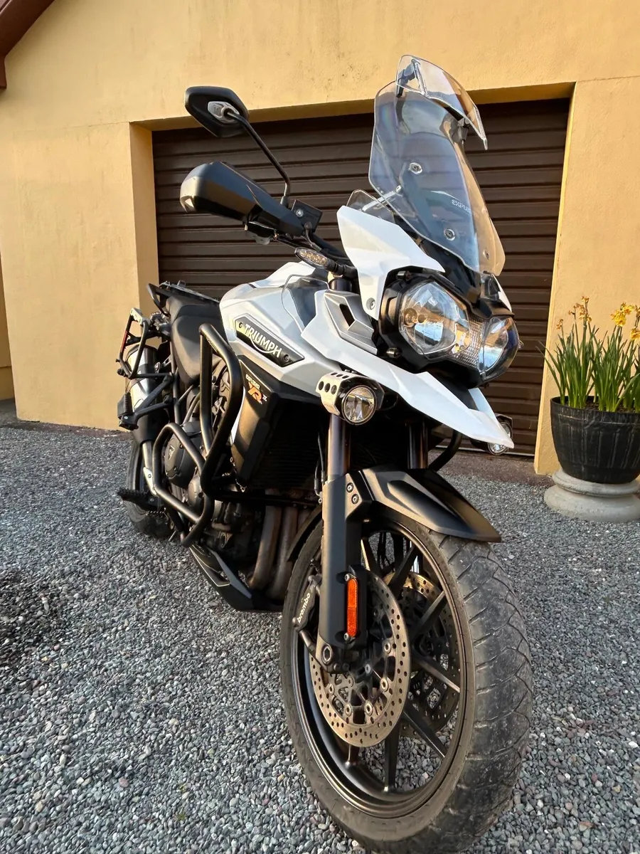 Triumph Explorer 1200 (2017) - €10,500 - Image 4