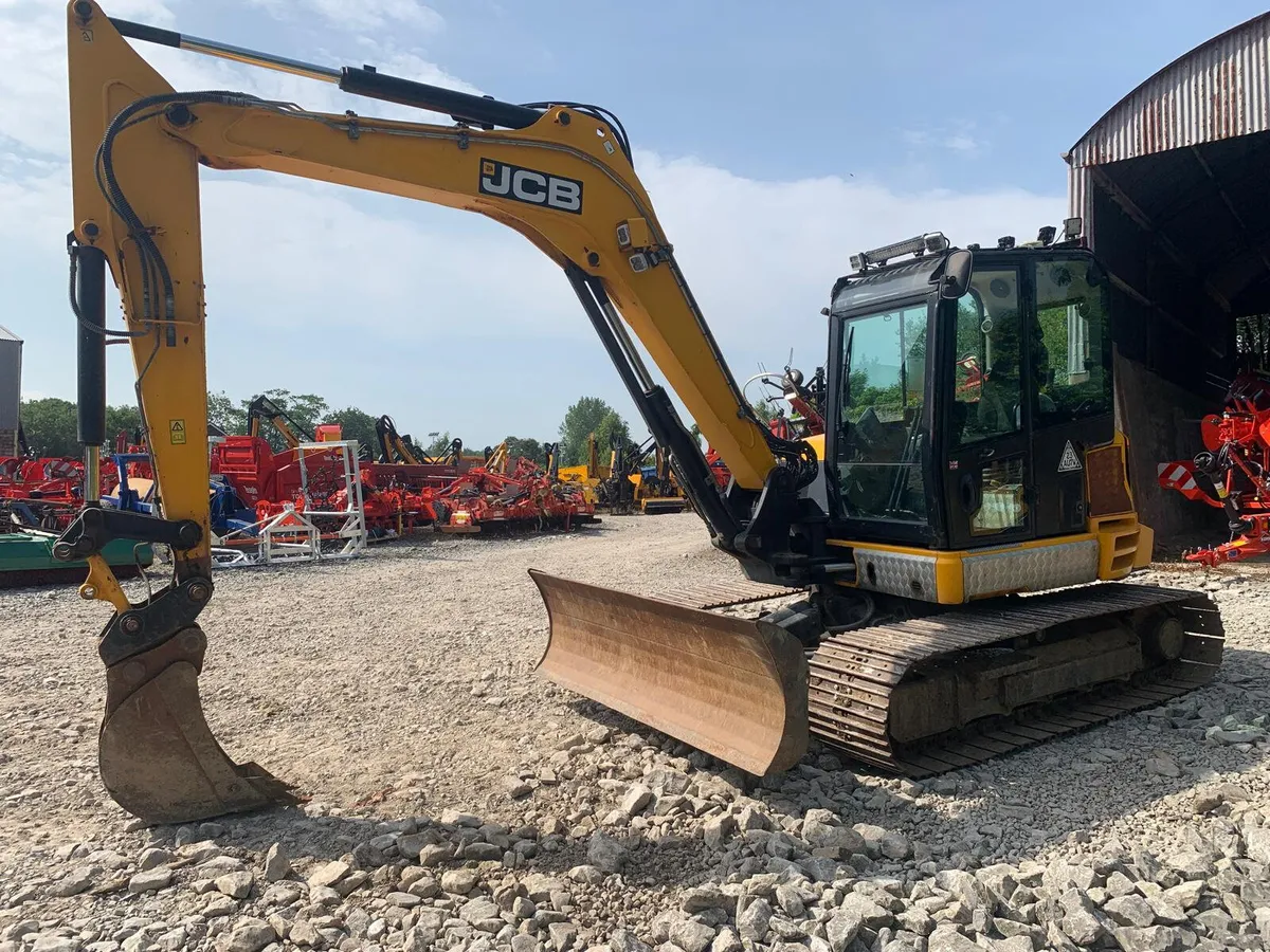 JCB 100C-1 DIGGER (2018) - Image 4