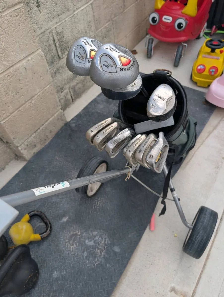 Cheap set of Golf clubs and trolley - Image 2