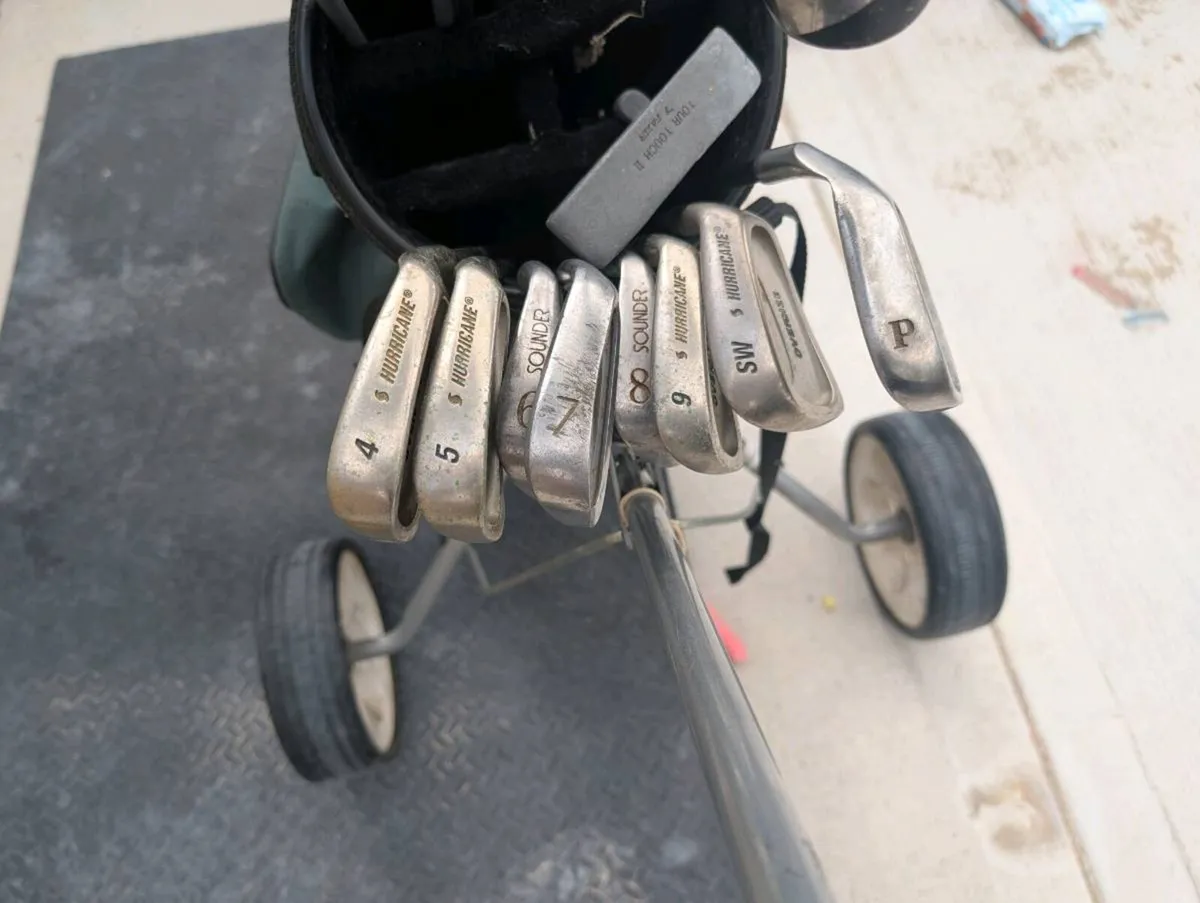 Cheap set of Golf clubs and trolley - Image 3