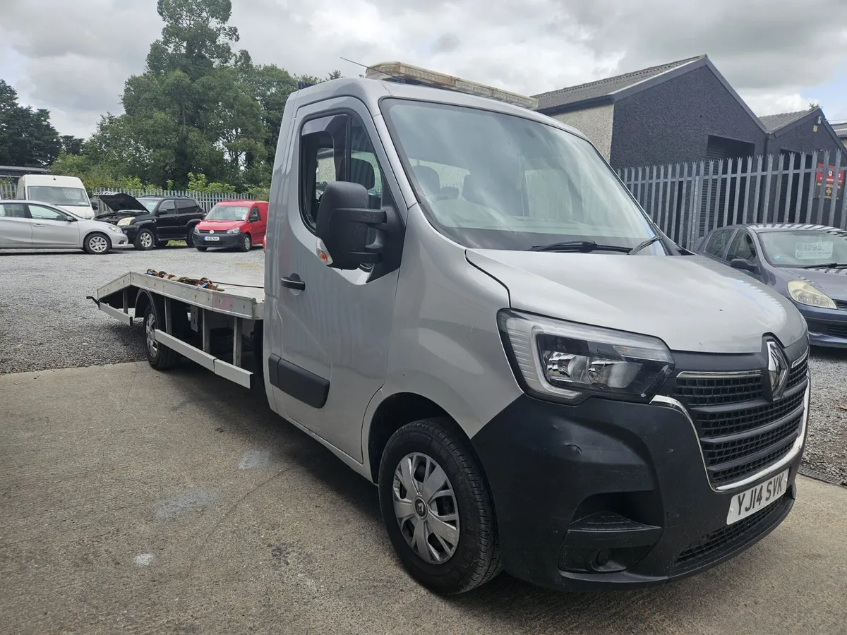2014 Renault Master Long Wheel Base Recovery Truck - Image 2