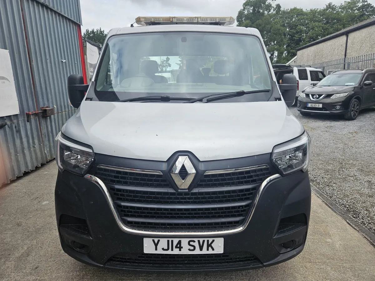 2014 Renault Master Long Wheel Base Recovery Truck - Image 3