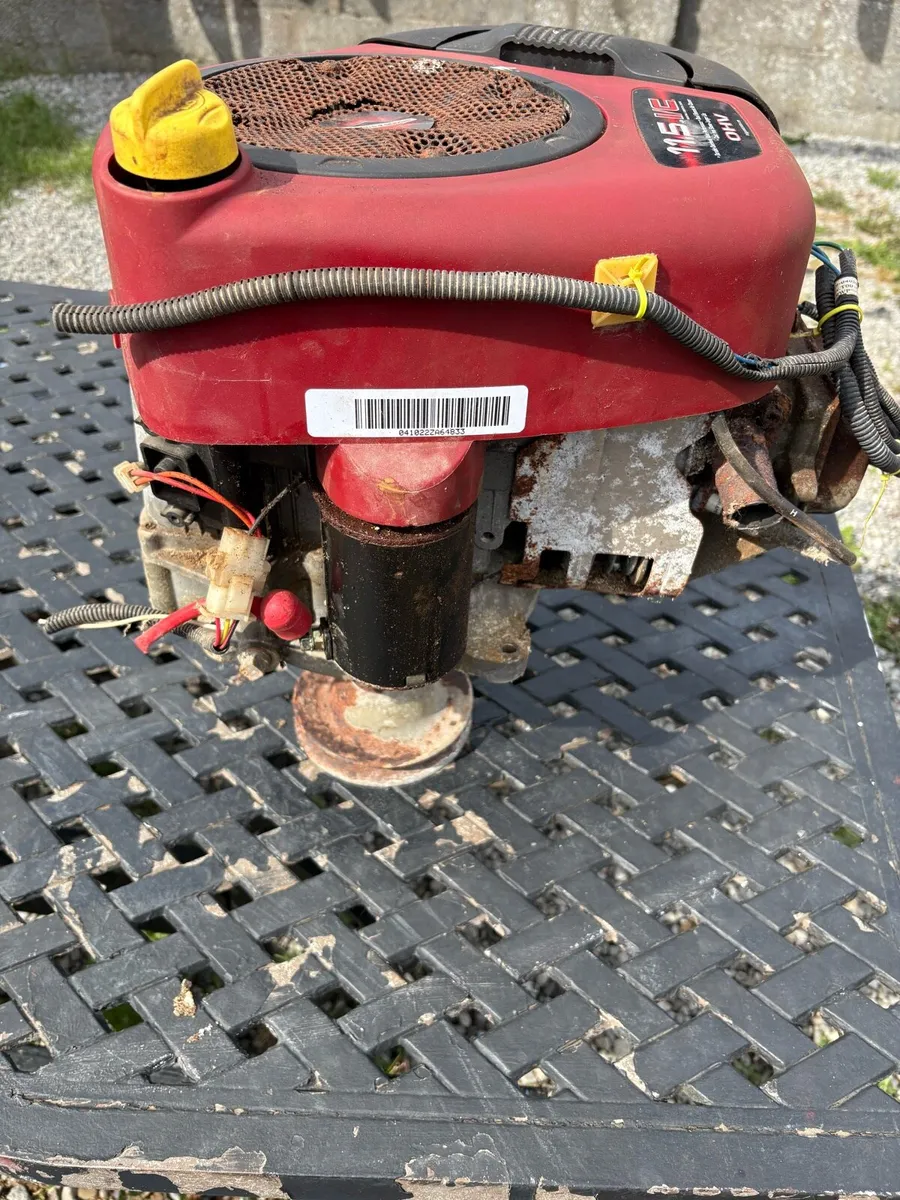 Engine for right on lawnmower perfect - Image 2
