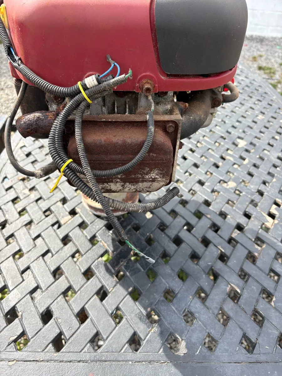 Engine for right on lawnmower perfect - Image 3