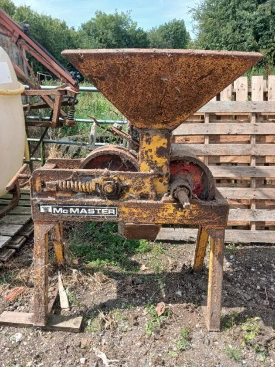 Sprayer & Corn Roller - Image 2