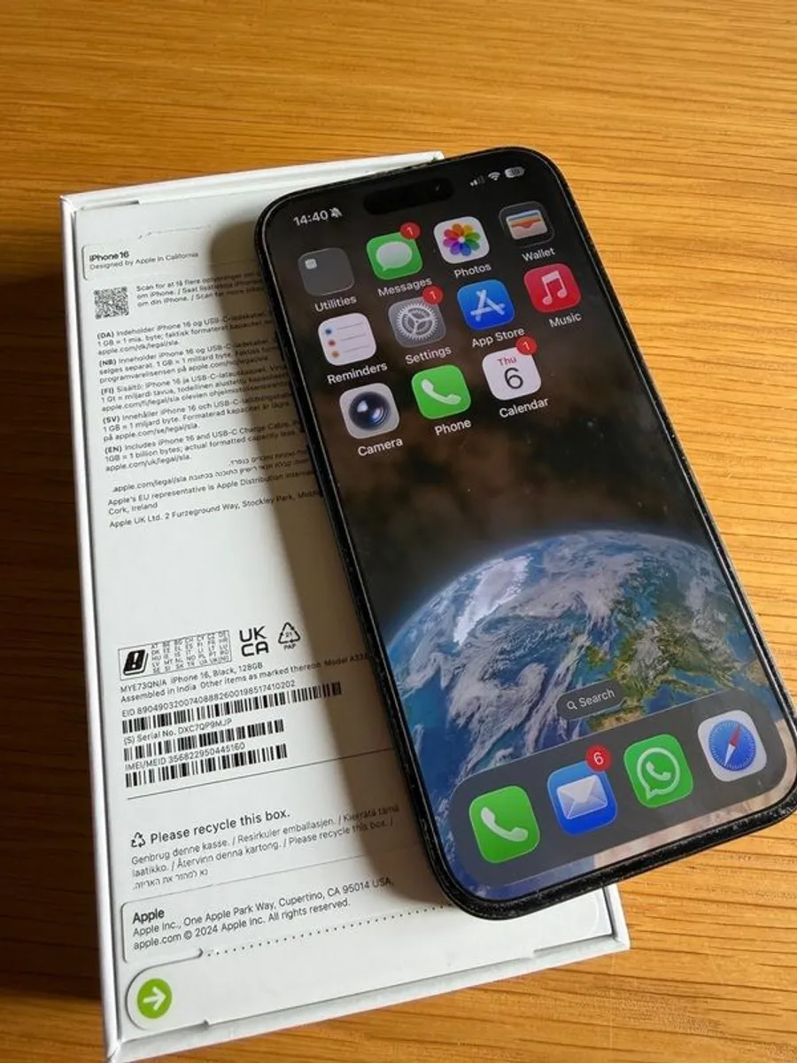 iphone 16 / 128GB / Mint / Boxed - Image 1