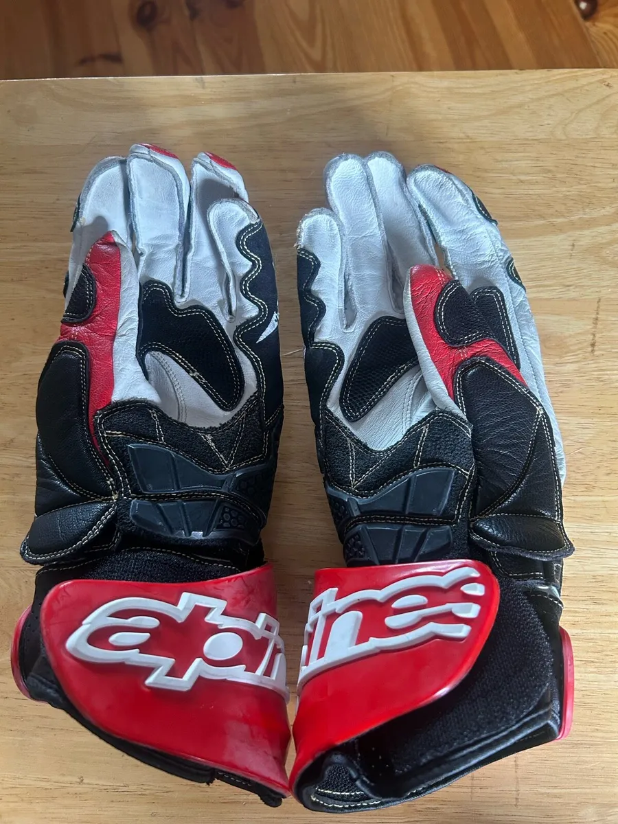 Alpine stars GP Tech motorcycle Racing gloves - Image 1