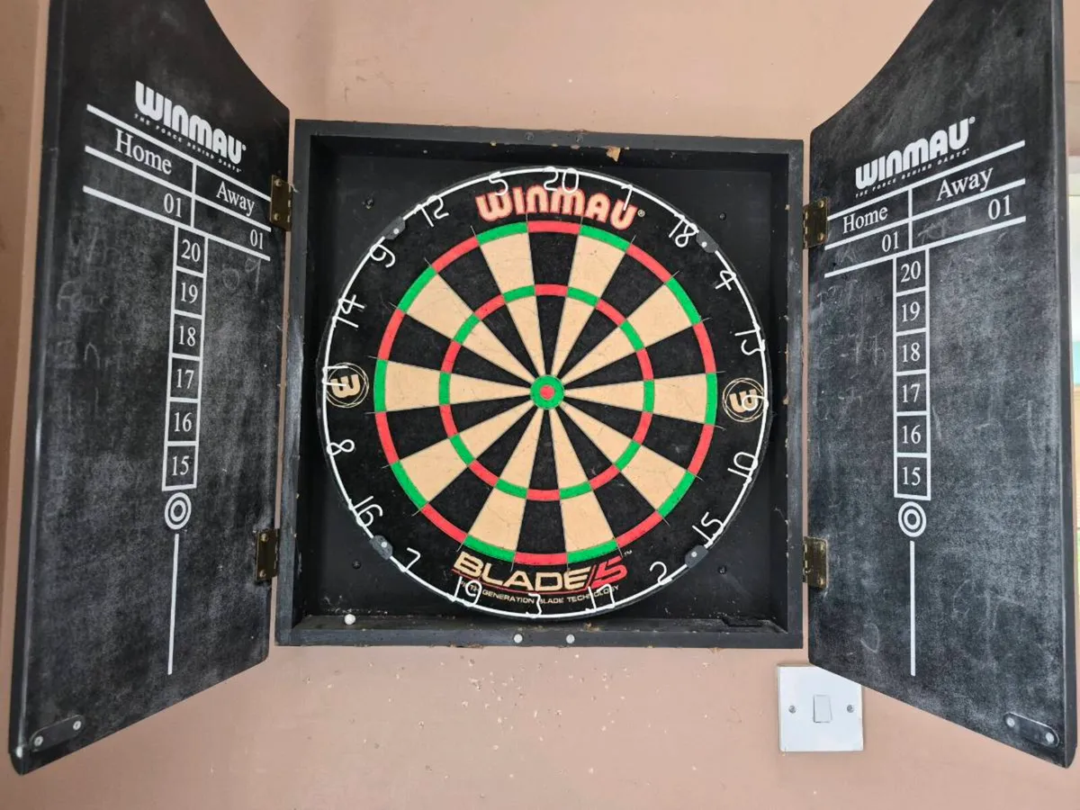Dart Board - Image 1