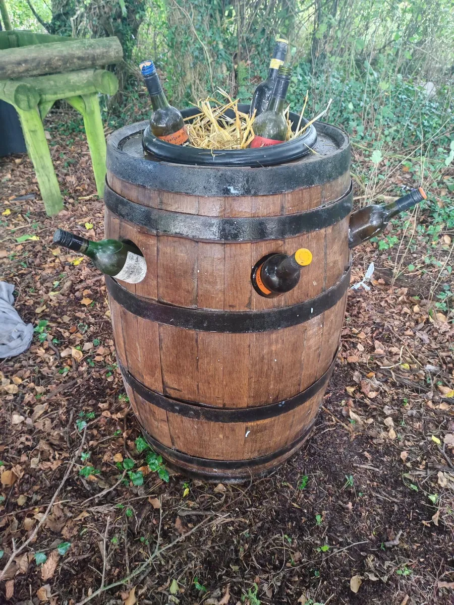 Whiskey barrel wine display - Image 3
