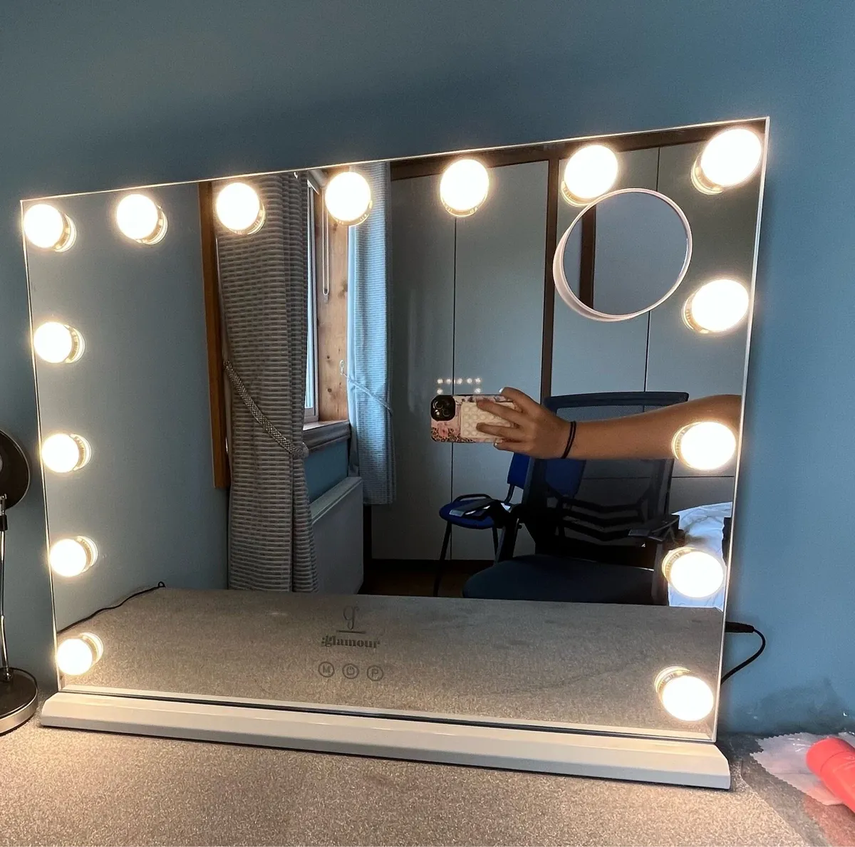 A glamour Hollywood mirror - Image 2