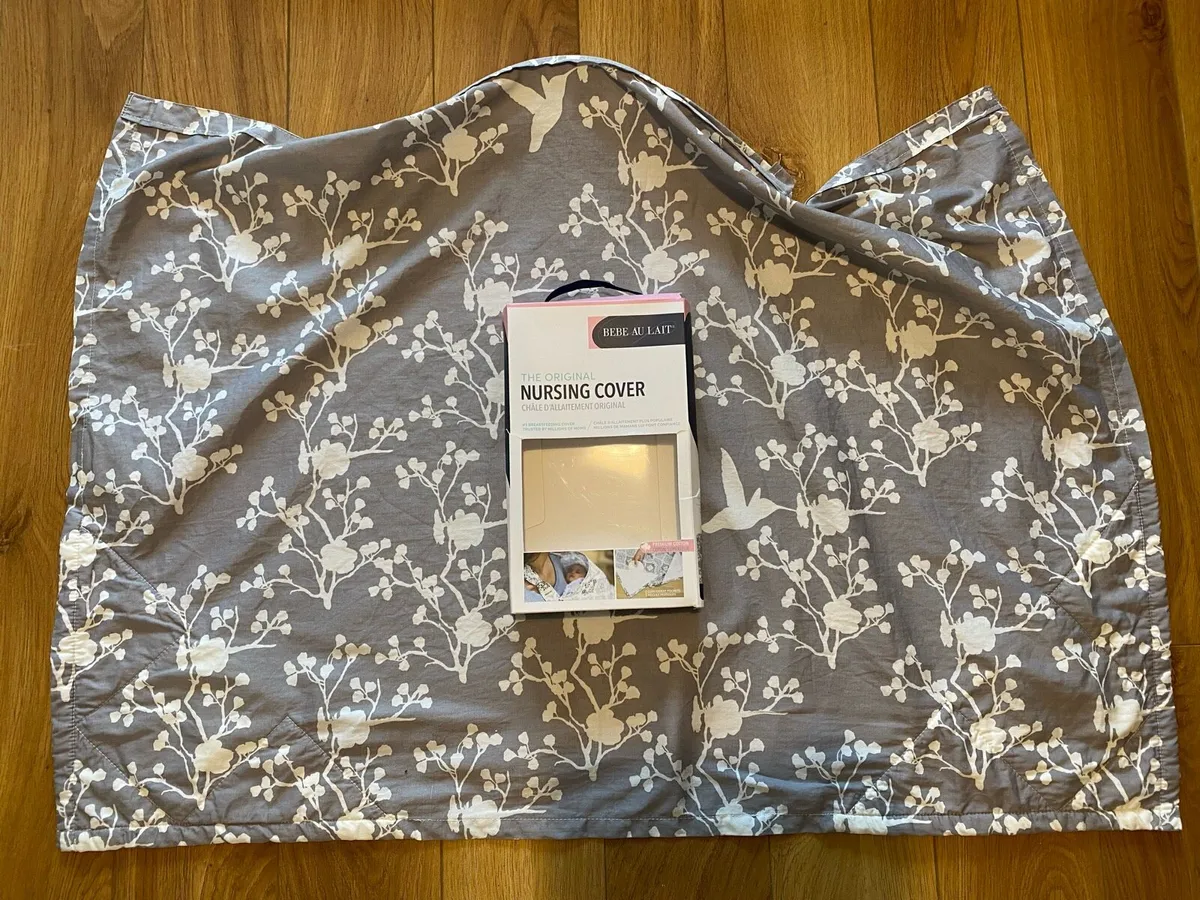 Breastfeeding Cover (Bebe Au Lait) - like new - Image 2