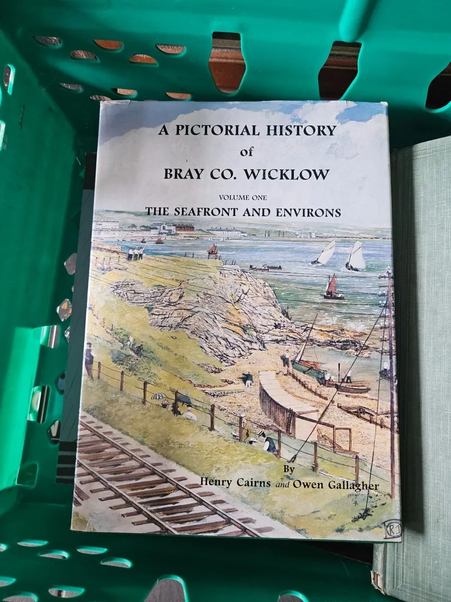 Book Pictorial History of Bray