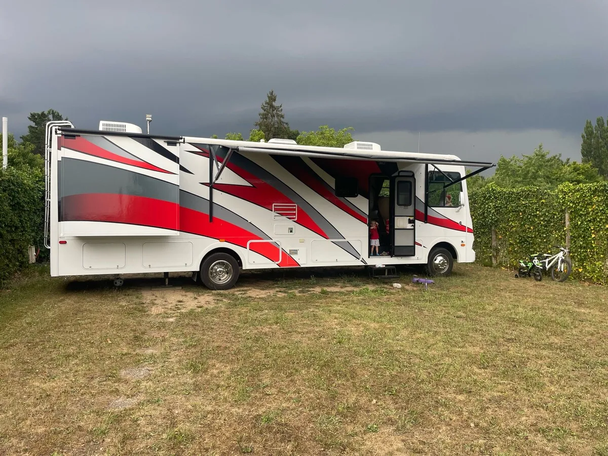 Camper Rv American - Image 4