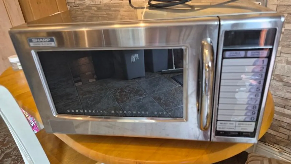 Microwave - Image 3