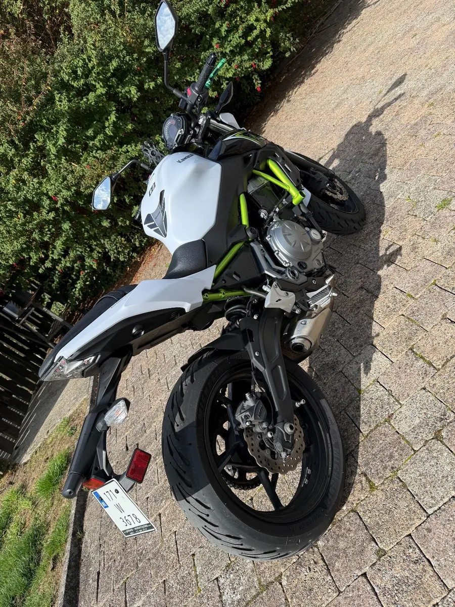 Kawasaki Z650  2017 - Image 3